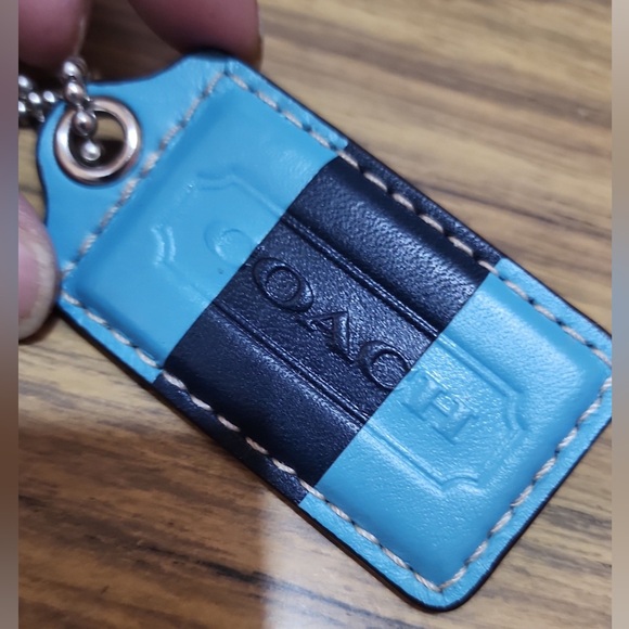 Coach Two-Tone Blue and Black hang tag bag charm - Picture 1 of 1